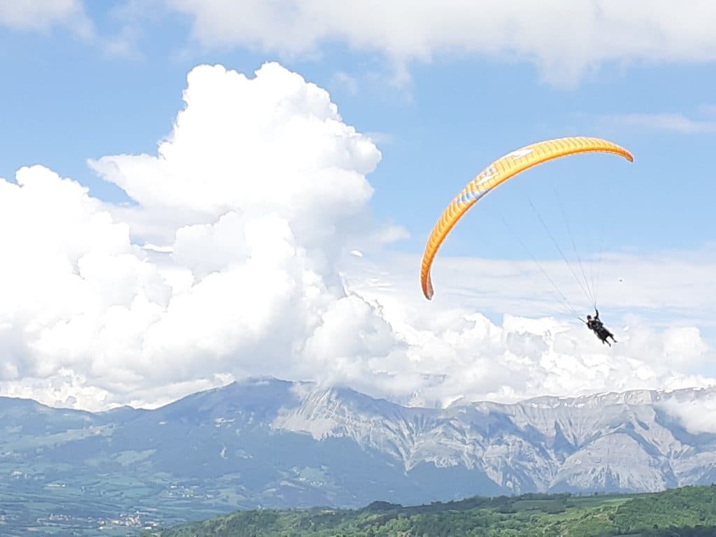 Lever soleil montagne